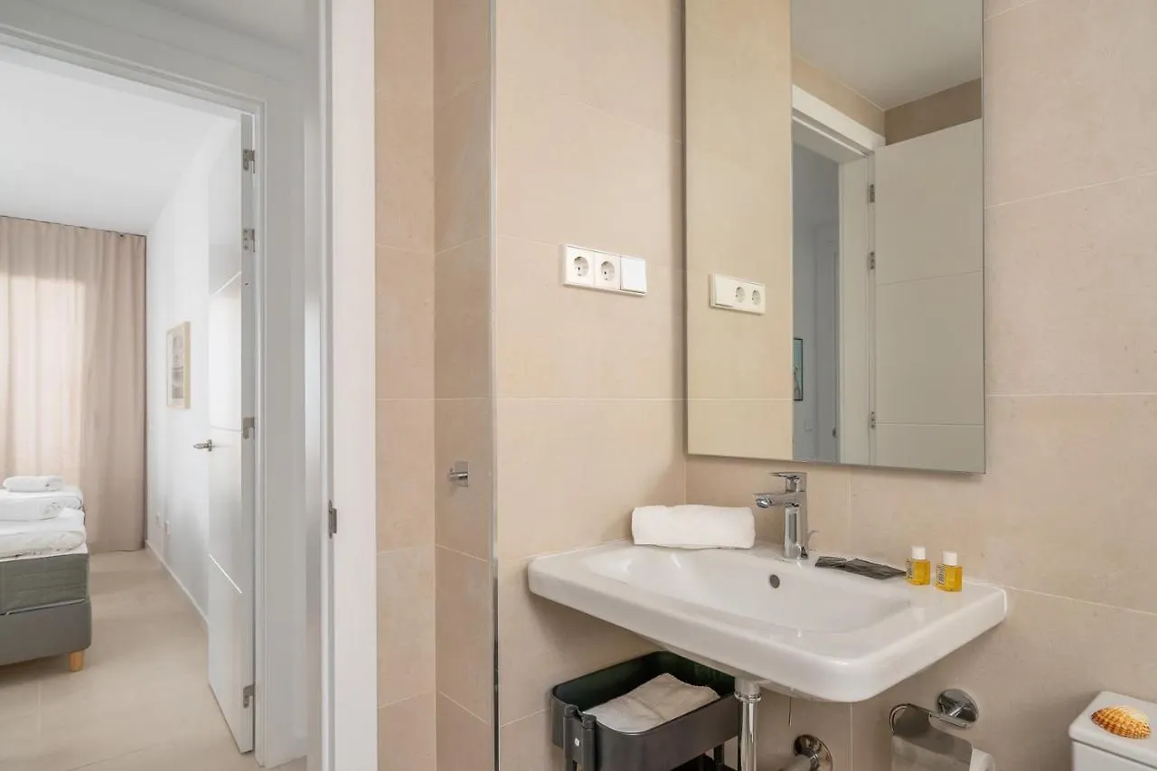 Stunning Flat In Middel Views El Higueron Gym&Pool By Costarentals - Ref 130 フエンヒロラ
