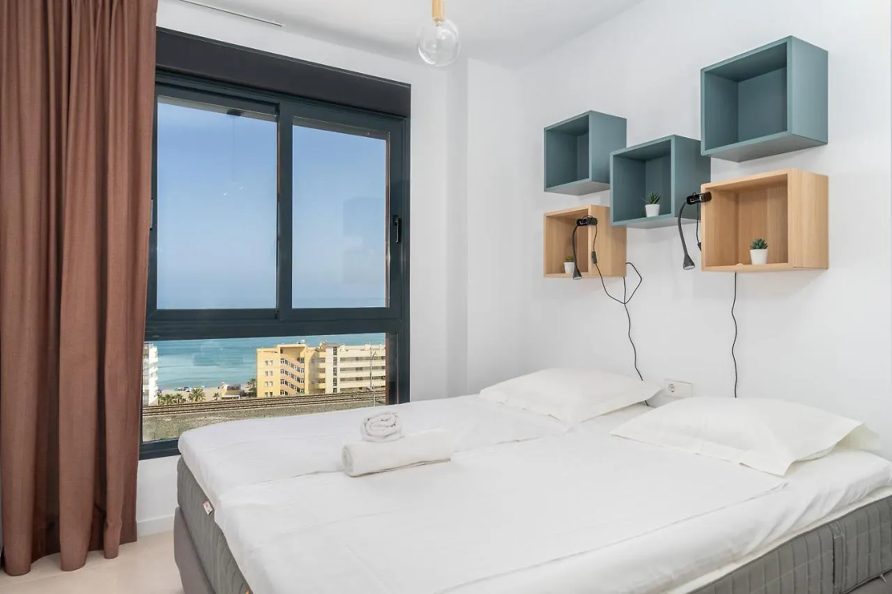 Stunning Flat In Middel Views El Higueron Gym&Pool By Costarentals - Ref 130 フエンヒロラ 0*,  スペイン